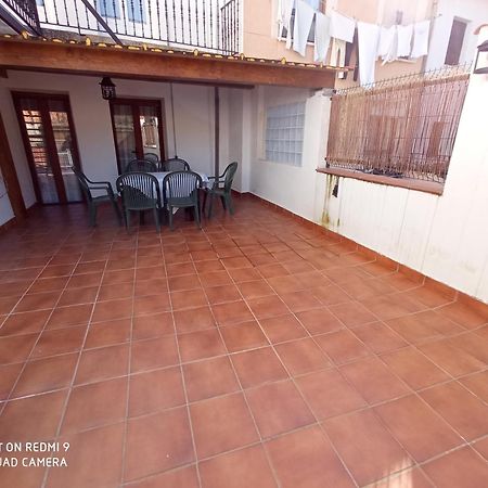 Apartamentos La Casona De Ezcaray Con Terrazas Y Patios Individuales Pokoj fotografie