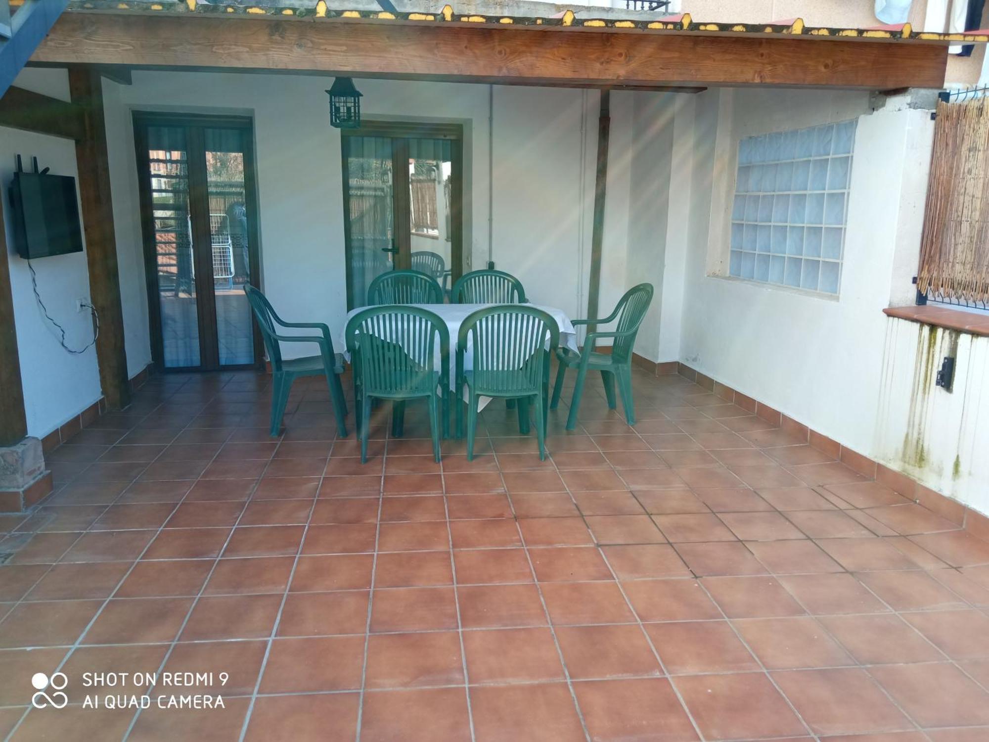 Apartamentos La Casona De Ezcaray Con Terrazas Y Patios Individuales Pokoj fotografie